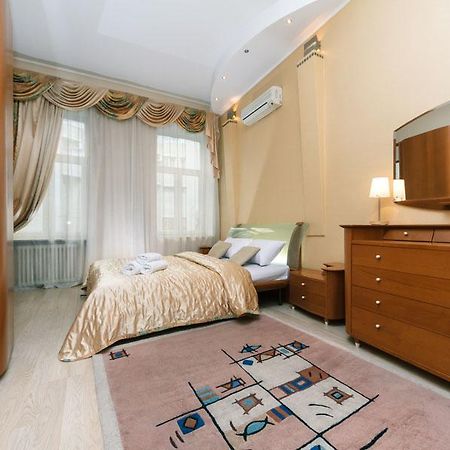 Apartment Malaya Zhitomirskaya 3 基輔 外观 照片